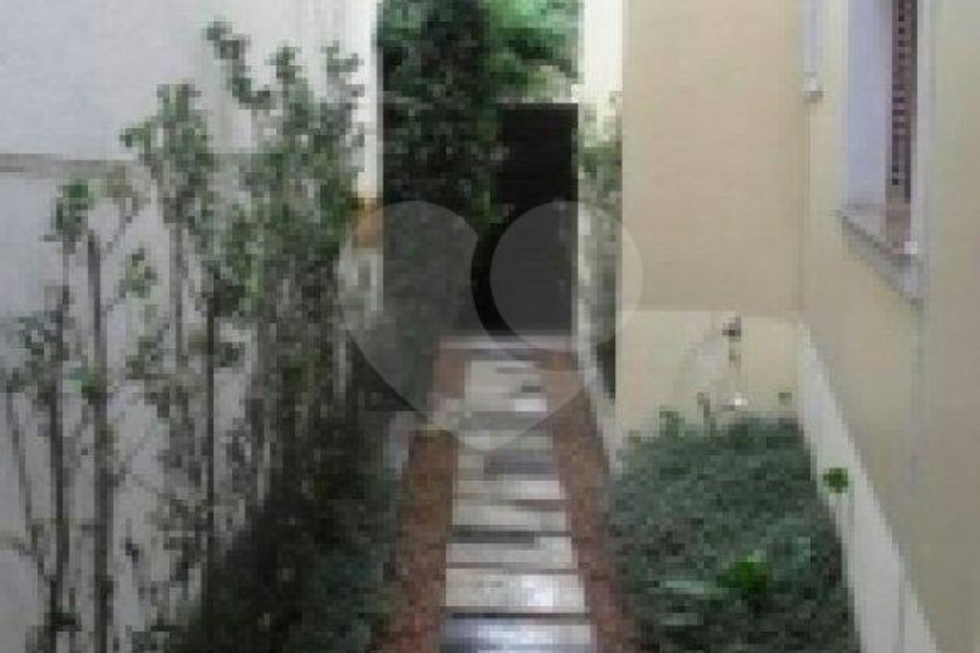 Sobrado à venda com 4 suítes em Barro Branco (zona Norte), São Paulo, SP