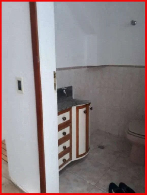 Sobrado à venda com 3 suítes em Lar São Paulo, São Paulo, SP