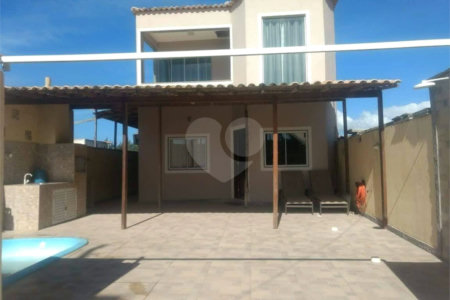 Casa à venda com 3 quartos, sendo 1 suíte, em Maria Joaquina (tamoios), Cabo Frio, RJ