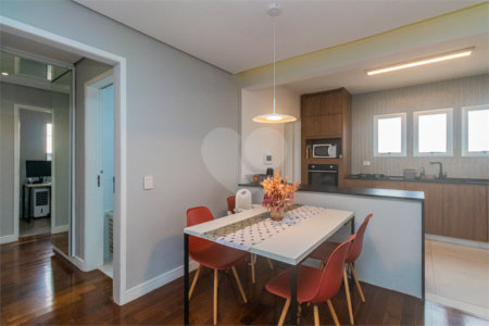 Apartamento à venda com 3 quartos, sendo 1 suíte, em Alto da Boa Vista, São Paulo, SP