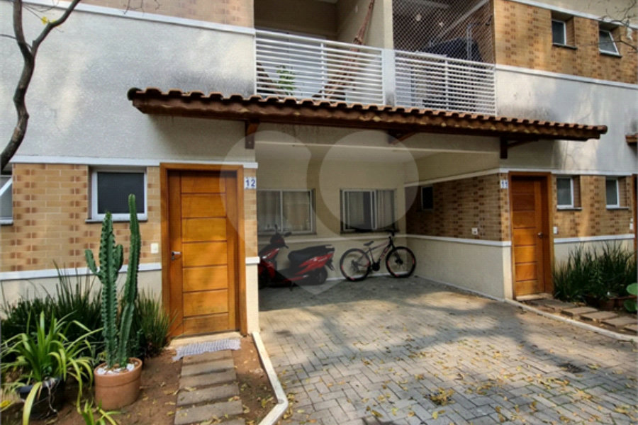 Casa à venda com 2 suítes no condomínio Reserva Jatobá, São Paulo - SP
