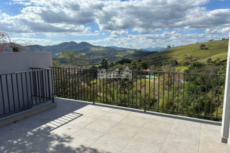 Casa à venda com 2 quartos, sendo 1 suíte, em Nova Suissa, Piracaia, SP