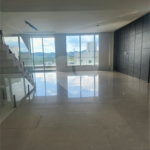 Casa à venda ou para alugar com 4 suítes no condomínio Residencial Jaguary, São José dos Campos - SP