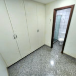Apartamento Alto Padrão Frente Mar com 4 Dormitórios, 3 Suítes e 3 Vagas na Orla de Santos