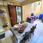 Casa próximo da praia com 3 dormitórios à venda, 128 m² por R$ 1.300.000 - Pompéia - Santos/SP