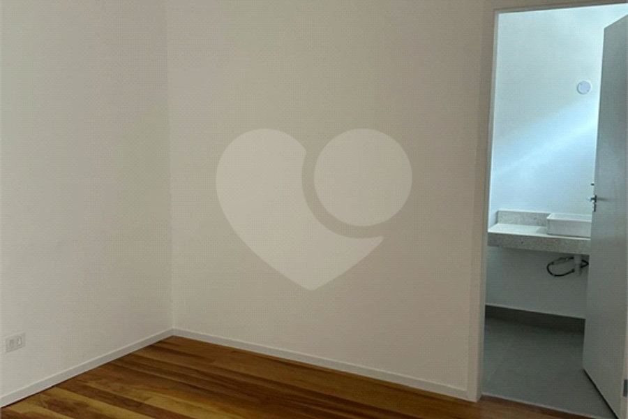 Casa de Vila à venda com 3 quartos, sendo 2 suítes, em Santana, São Paulo, SP