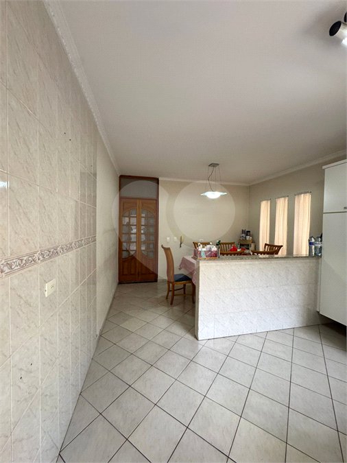 Casa à venda com 3 quartos, sendo 1 suíte, em Vila Constança, São Paulo, SP