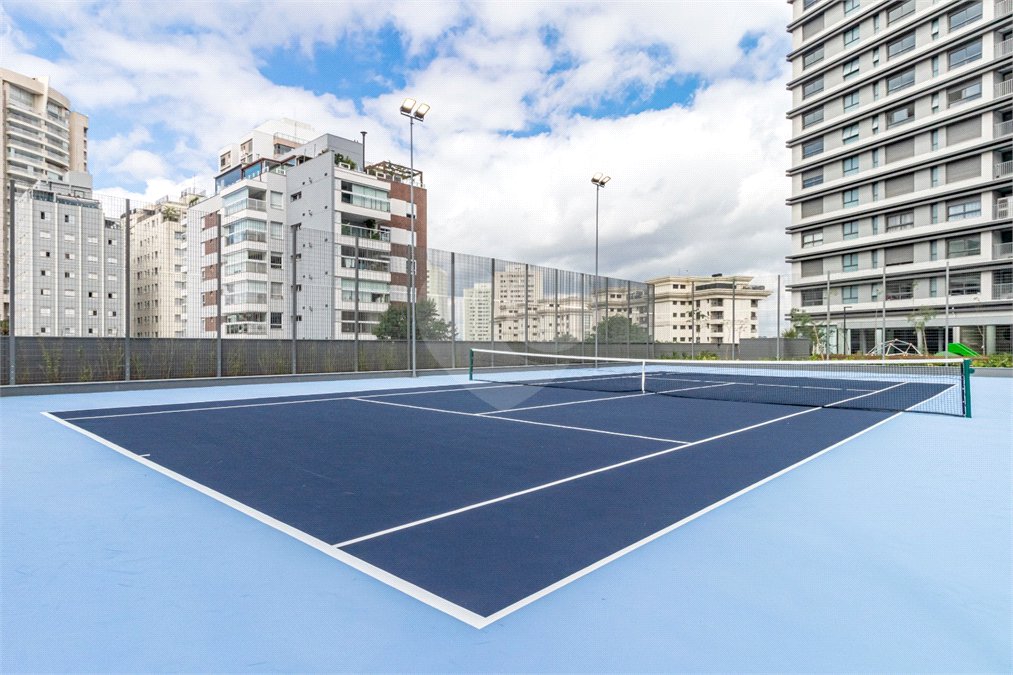 Apartamento à venda com 4 suítes em Alto de Pinheiros, São Paulo, SP