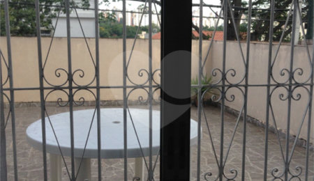 Sobrado à venda com 4 quartos, sendo 1 suíte,  em Jardim Celeste, São Paulo, SP