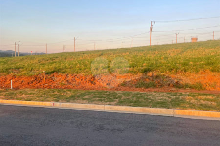 Terreno à venda no condomínio Elementum, Atibaia - SP