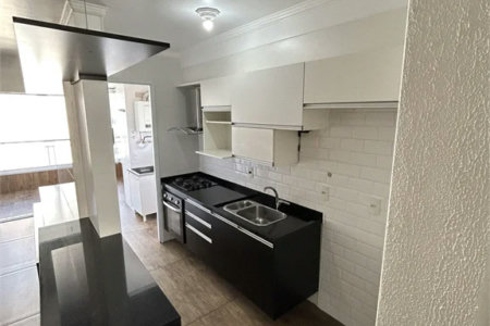 Apartamento à venda com 3 quartos, sendo 1 suíte,  em Jardim Umarizal, São Paulo, SP