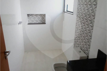 Casa à venda com 3 quartos, sendo 1 suíte, no condomínio Mosaico Essence, Mogi das Cruzes - SP