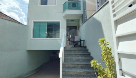 Sobrado à venda com 2 suítes em Vila Mazzei, São Paulo, SP