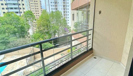Apartamento à venda com 3 quartos, sendo 1 suíte,  em Vila Andrade, São Paulo, SP