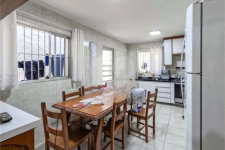 Casa à venda com 3 quartos em Jardim Marisa, São Paulo, SP