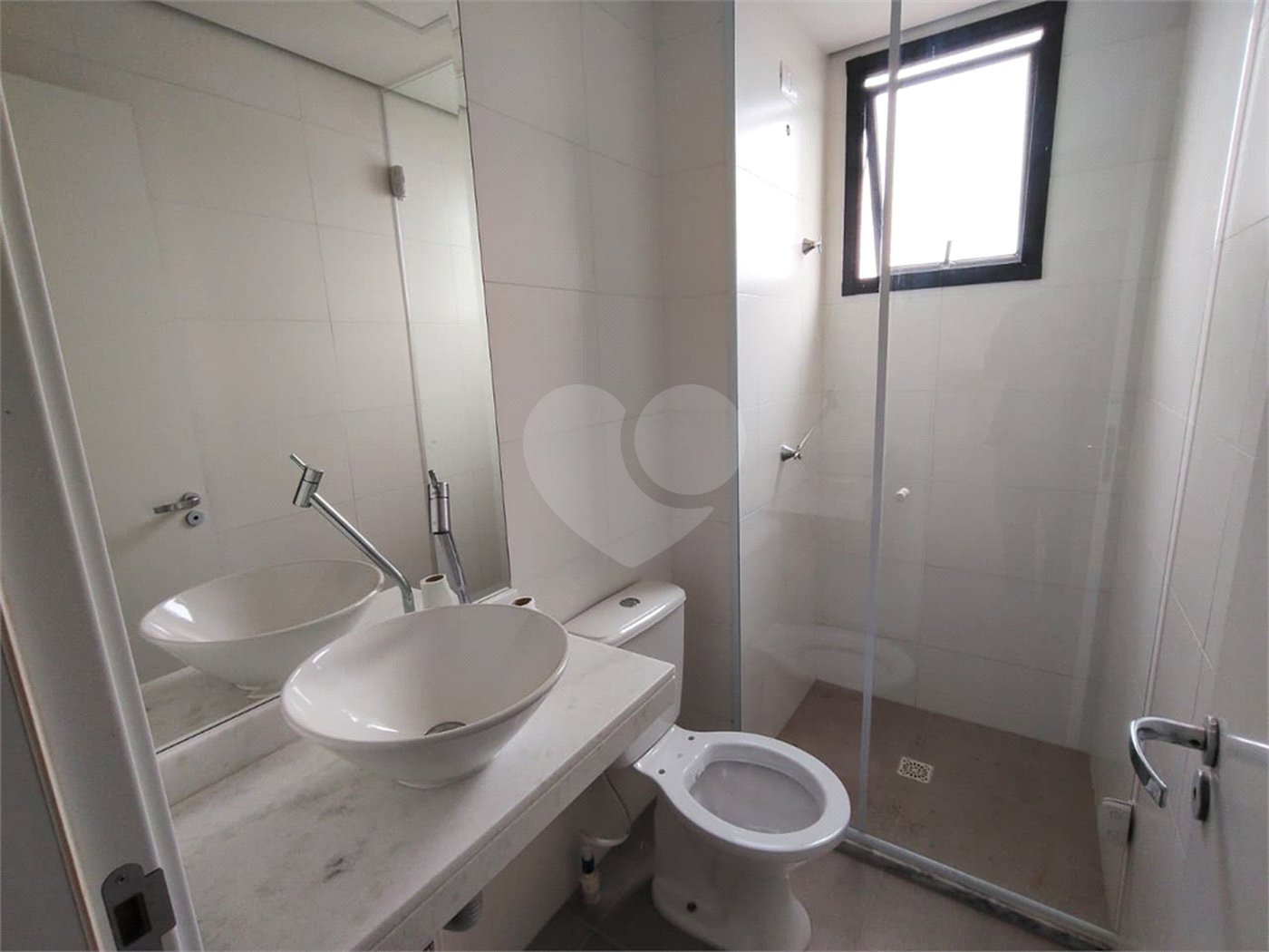 Duplex à venda com 2 quartos, sendo 1 suíte, em Vila Ginez, Itapetininga, SP