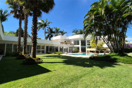 Casa à venda com 5 suítes no condomínio Lago Azul 1, Araçoiaba da Serra - SP
