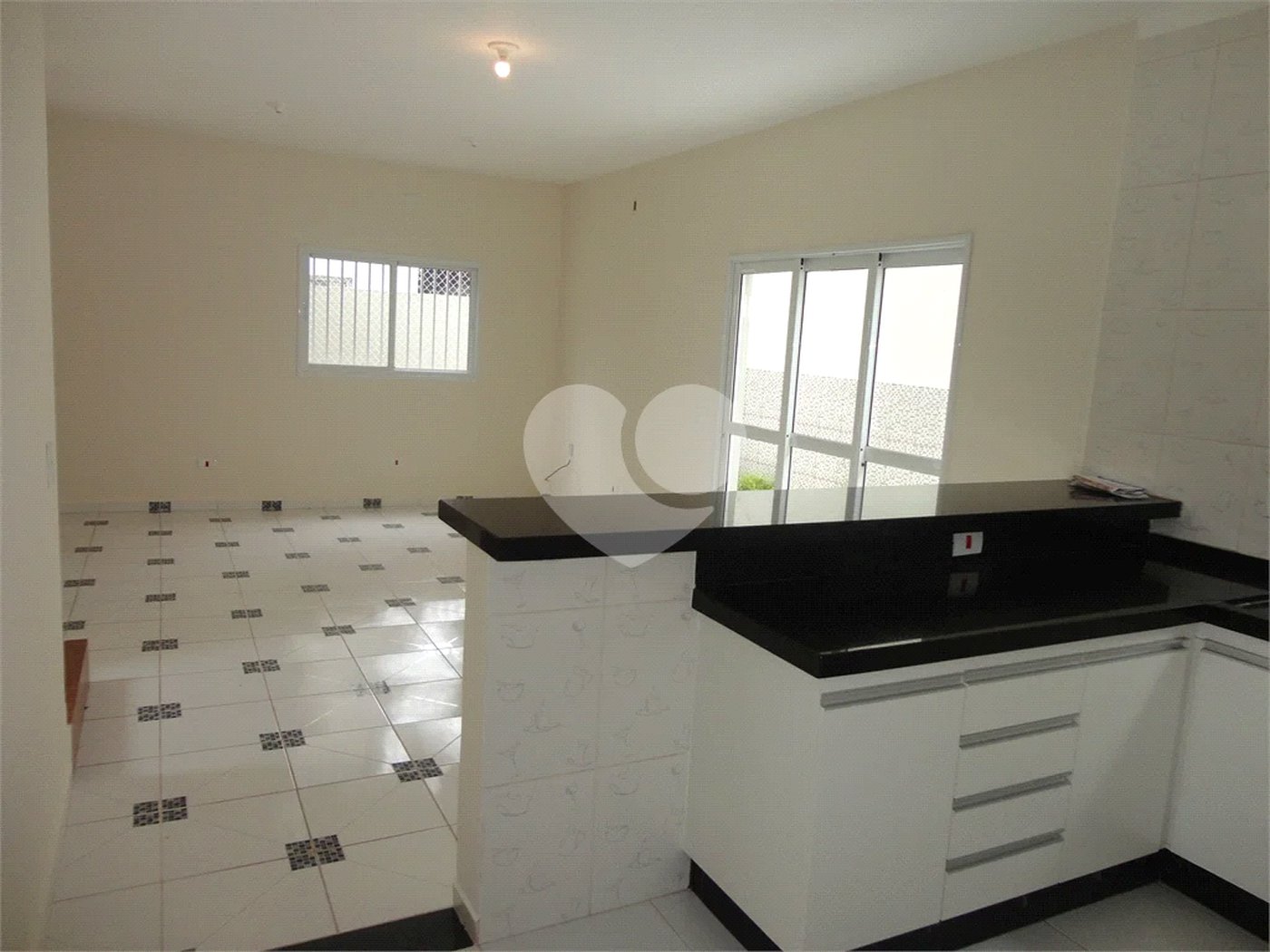 Casa de Vila à venda com 3 suítes em João Xxiii, Vinhedo, SP