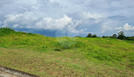 Terreno à venda no condomínio Residencial Campo de Toscana, Vinhedo - SP