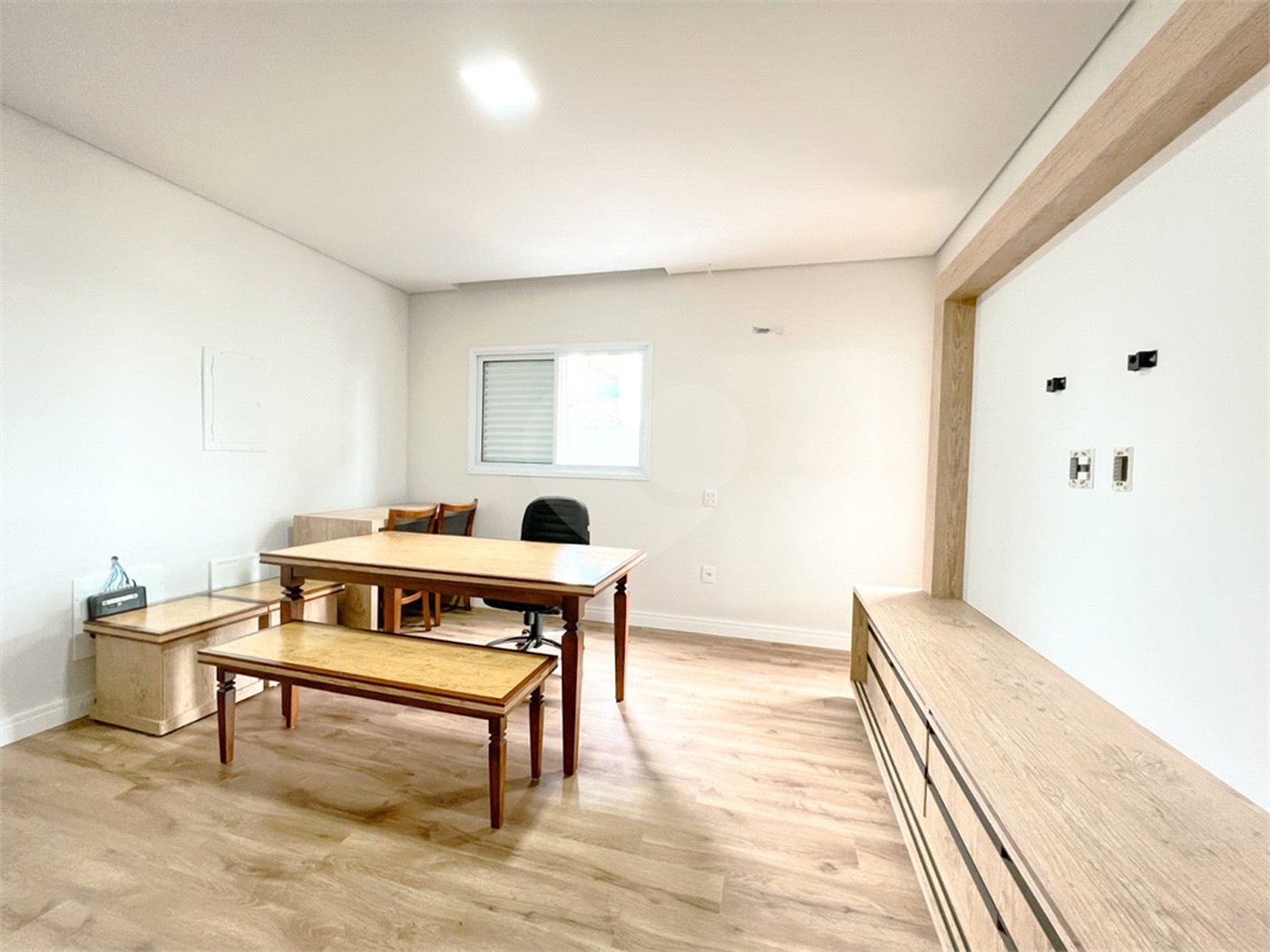 Casa à venda com 4 suítes no condomínio Alpes de Vinhedo, Vinhedo - SP