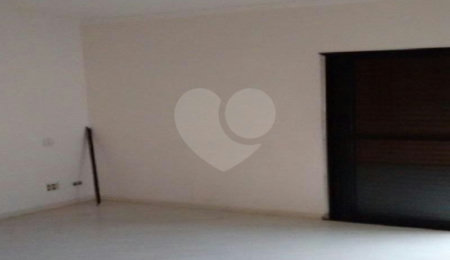Apartamento à venda com 3 quartos, sendo 1 suíte,  em Vila Suzana, São Paulo, SP