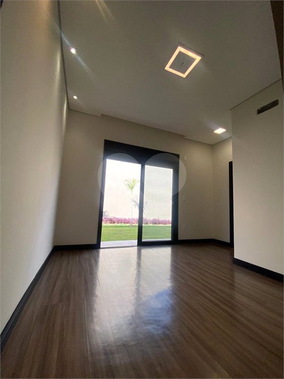 Casa à venda com 4 suítes no condomínio Campo de Toscana, Vinhedo - SP