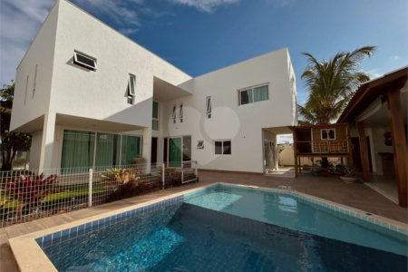 Casa à venda com 5 quartos, sendo 1 suíte, em Orla Norte, Porto Seguro, BA