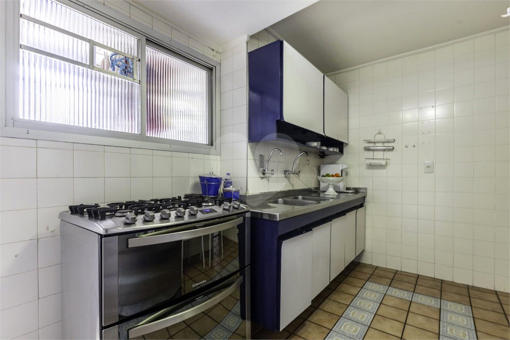 Apartamento à venda com 3 quartos, sendo 1 suíte, em Bela Vista, São Paulo, SP