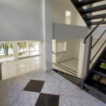Casa à venda com 4 quartos, sendo 2 suítes, no condomínio Flamboyant, Atibaia - SP