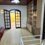 Sobrado à venda com 5 quartos, sendo 2 suítes, em Vila Universitária, São Paulo, SP