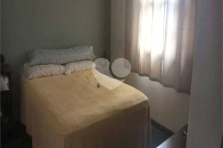 Sobrado à venda com 3 quartos, sendo 1 suíte, em Vila do Bosque, São Paulo, SP