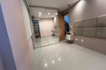 Cobertura à venda com 2 quartos, sendo 1 suíte, em Tijuca, Rio de Janeiro, RJ