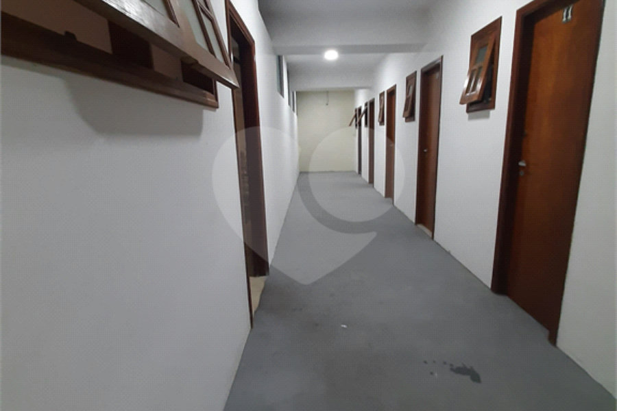 Casa à venda com 3 quartos, sendo 1 suíte, no condomínio Barbará II, São Paulo - SP