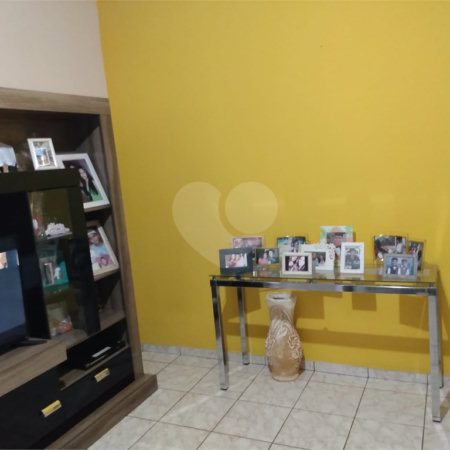 Casa à venda com 3 quartos, sendo 1 suíte,  em Vila Oliveira, Itapetininga, SP