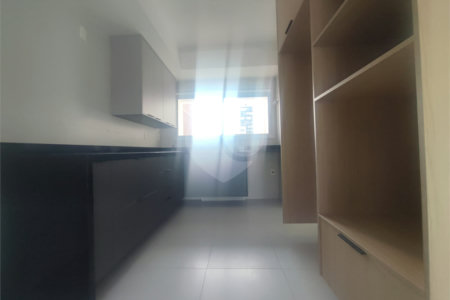 Cobertura à venda com 3 suítes em Vila Nova Conceição, São Paulo, SP