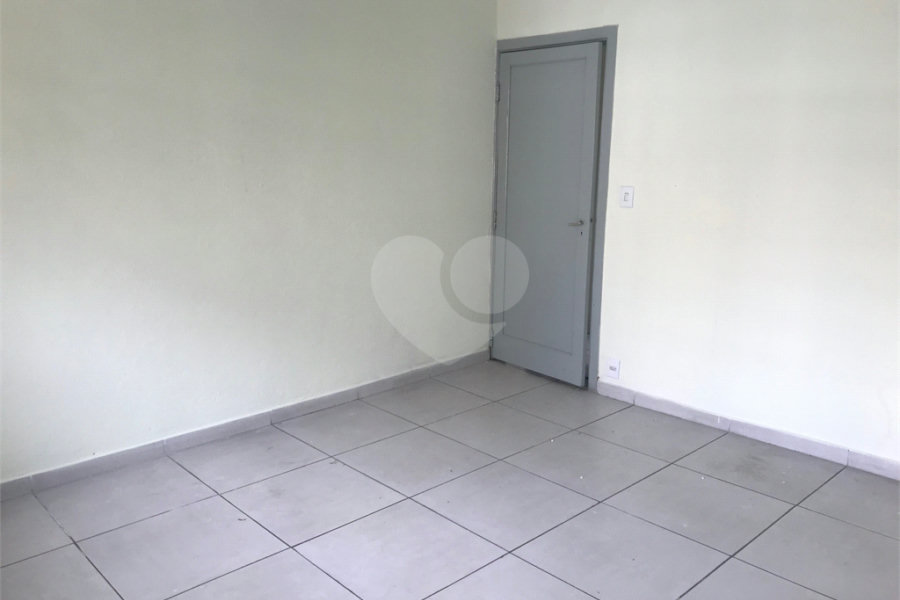 Sobrado à venda com 2 quartos em Vila Dom Pedro Ii, São Paulo, SP