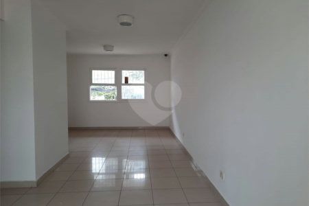 Sobrado à venda com 1 quarto em Granja Julieta, São Paulo, SP