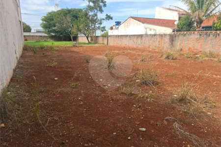 Terreno à venda em Vila Carolina, Itapetininga, SP