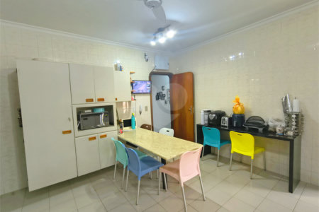 Casa à venda com 5 quartos, sendo 4 suítes, em Jardim Dom Bosco, Indaiatuba, SP