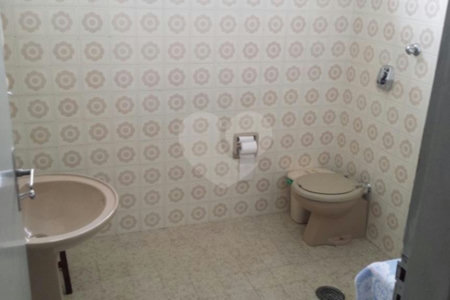 Sobrado à venda com 3 quartos, sendo 1 suíte, em Vila Deodoro, São Paulo, SP