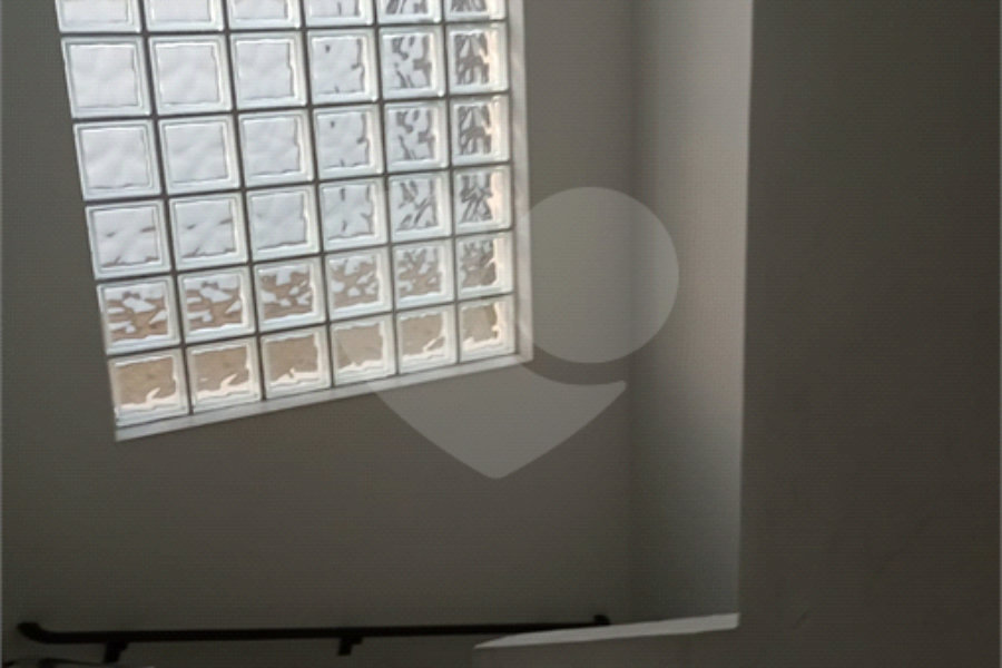 Sobrado à venda com 3 quartos, sendo 1 suíte,  em Jardim Guairaca, São Paulo, SP