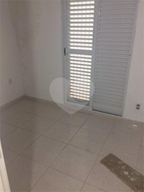 Sobrado à venda com 6 quartos, sendo 4 suítes,  em Jardim Ester, São Paulo, SP
