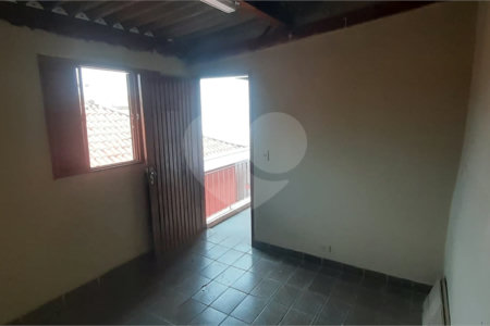 Casa à venda com 3 quartos, sendo 1 suíte, em Vila Gustavo, São Paulo, SP