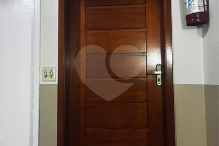 Apartamento à venda com 2 quartos em Jardim América, Poá, SP