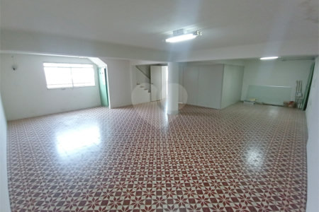 Casa à venda com 3 quartos no Centro, Vinhedo, SP