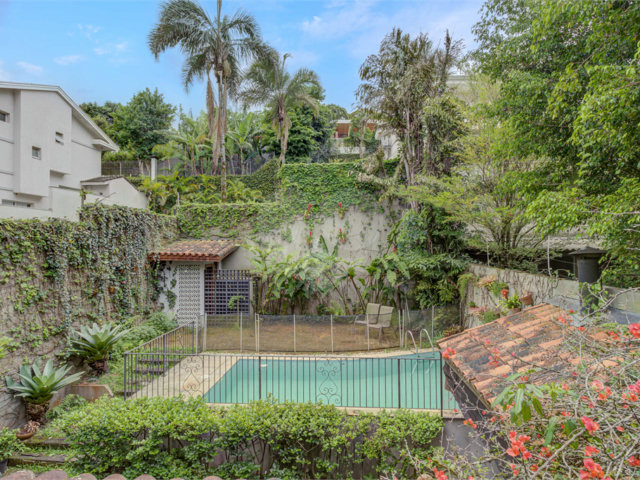 Casa de Vila à venda ou para alugar com 3 suítes em Jardim dos Estados, São Paulo, SP