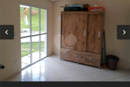 Chácara à venda ou para alugar com 4 quartos, sendo 1 suíte, em Vila Omízollo, Louveira, SP