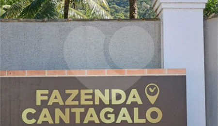Terreno à venda no condomínio ; Fazenda Cantagalo, Rio de Janeiro - RJ