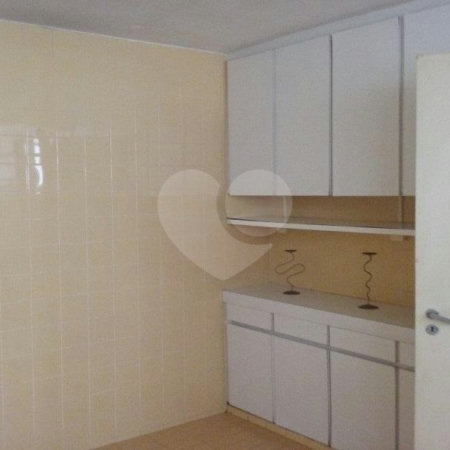Apartamento à venda com 3 quartos, sendo 1 suíte, em Perdizes, São Paulo, SP
