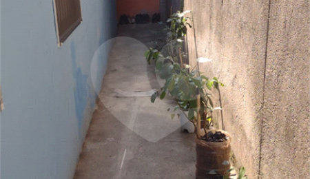 Sobrado à venda com 2 quartos em Cidade Tiradentes, São Paulo, SP